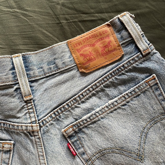 Levi 501 shorts w25 - Picture 4 of 6